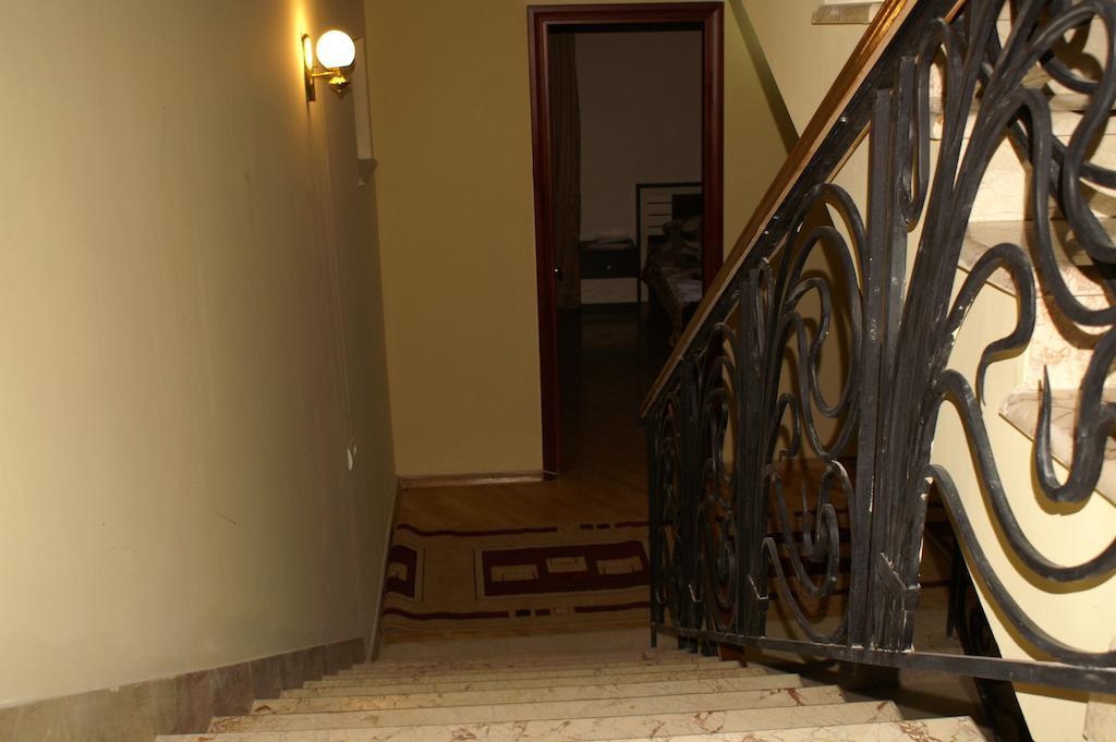 Europa+T Hotel Tbiliszi Kültér fotó