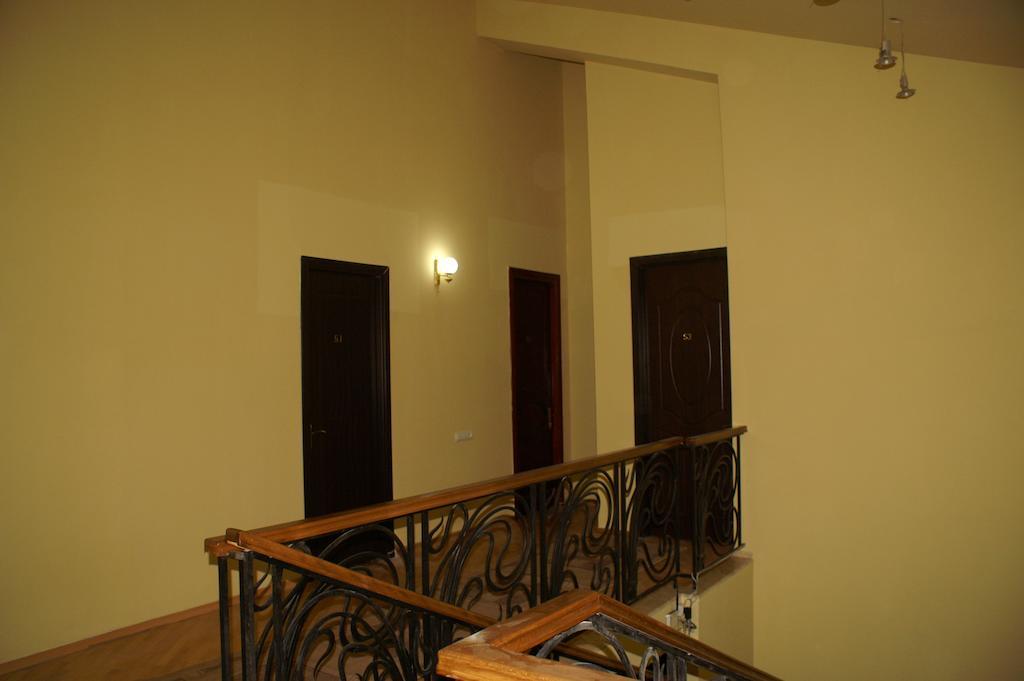 Europa+T Hotel Tbiliszi Szoba fotó