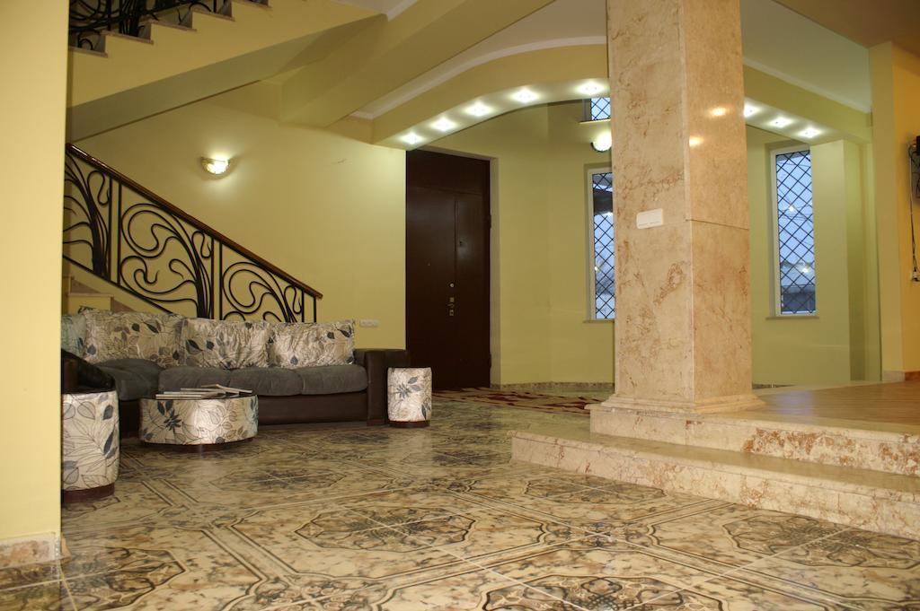Europa+T Hotel Tbiliszi Kültér fotó